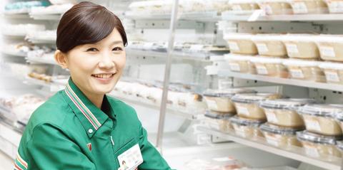 セブンイレブン 宜野湾真栄原2丁目店【コンビニスタッフ】の求人募集画像
