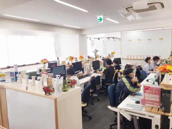 株式会社 LOTE【スーパーバイザー(SV経験者・サブマネージャー候補)】の求人募集画像