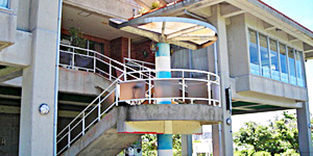 パークレストラン花の求人情報 しゅふぴた 沖縄の主婦の為の求人情報サイト