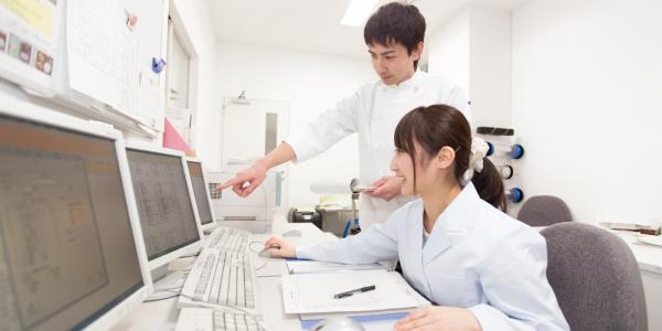富士産業株式会社　【栄養士】の求人募集画像