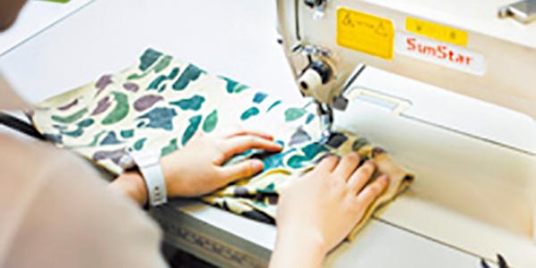 株式会社ツヅキ【洋服のお直しスタッフ】の求人募集画像