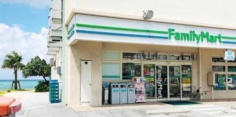 ファミリーマート 名護郵便局前店【コンビニスタッフ】の求人募集画像
