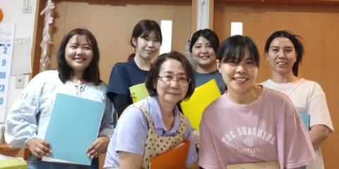 医療法人 太陽会 グループホーム てぃだの家 かみもり【介護スタッフ(夜勤)(浦添市)【週1日~OK/無料駐車場有/見学・体験OK】】の求人募集画像