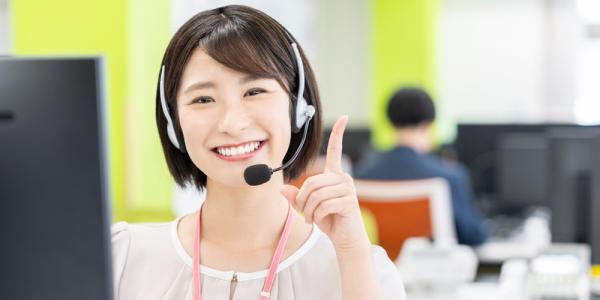 株式会社スカラサービス 那覇久茂地オフィス【金融機関のお客様への電話案内(那覇市内)【週休2日制/資格取得会社負担/交通費支給】】の求人募集画像