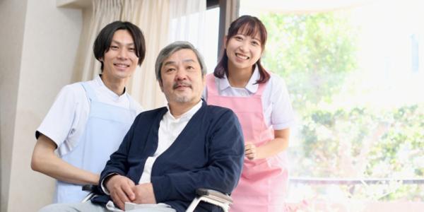 ジェイウォーム ジョブット【訪問入浴ヘルパー［職業紹介］(那覇市首里鳥堀町)【社員登用制度有】】の求人募集画像