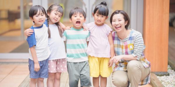 ジェイウォーム ジョブット【認可保育園の保育士[職業紹介]（那覇市真嘉比）【未経験大歓迎／賞与年2回】】の求人募集画像