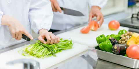 株式会社 沖縄総合給食【調理スタッフ(2~3品程度)(豊見城市)【5h勤務/駐車場有】】の求人募集画像