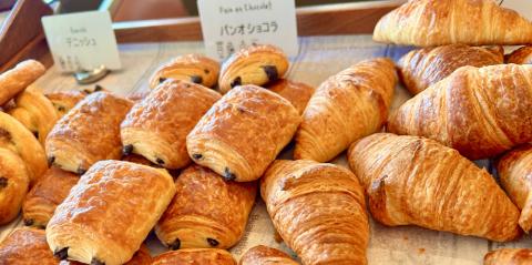 パンファクトリー　さんとのれ【パンの販売スタッフ(糸満市西崎町)【土日休／従業員割引有／無料駐車場有】】の求人募集画像