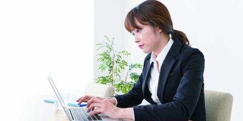 行政書士 陸運前事務所【行政書士事務補助業務(男女)(浦添市)【職歴不問/土日祝休み/無料駐車場】】の求人募集画像