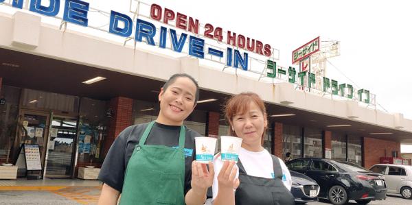 合資会社 シーサイドドライブイン【レストランのホールスタッフ（恩納村）【未経験歓迎／社員登用制度有】】の求人募集画像