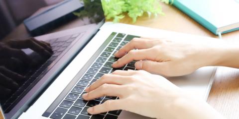 有限会社 沖縄新波商事【宅地建物取引士の補助スタッフ（資格者）（宮古島市）【未経験OK／女性活躍中／残業なし】】の求人募集画像