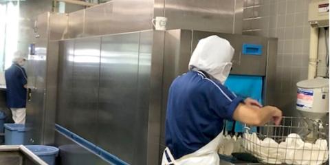 株式会社　沖縄総合給食【食器洗浄スタッフ（豊見城市）【交通費有／駐車場有／主婦活躍中】】の求人募集画像