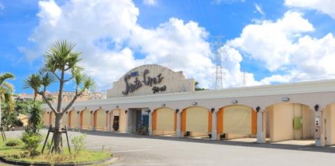 ホテル サンタ・クルス【フロント兼清掃スタッフ(沖縄市比屋根)【未経験者・主婦（夫）歓迎／週休3～5日／固定勤務OK】】の求人募集画像