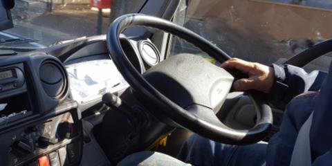 マルショウ産業株式会社【未経験OKの配送ドライバー（生活用品・お菓子）（那覇市港町）【軽量配送／資格取得支援／正社員登用有】】の求人募集画像