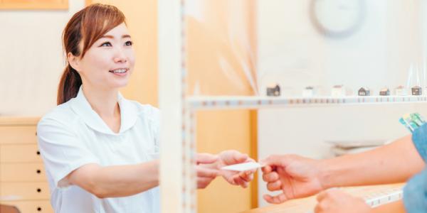 ジェイウォームジョブット【医療事務［職業紹介］（那覇市小禄）【無料駐車場有／賞与年2回／交通費支給】】の求人募集画像