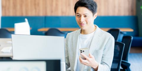 ジェイウォーム ジョブット【システムエンジニア（SE）・プログラマー（PG）（管理職候補）［職業紹介］（糸満市西崎）【土・日・祝休み／月給30万円～】】の求人募集画像