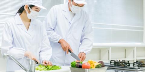 ジェイウォーム ジョブット【保育園の調理員[職業紹介]（沖縄市）【完全週休二日制／未経験者歓迎／年間休日120日】】の求人募集画像