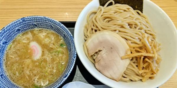 ジェイウォーム ジョブット【つけ麺専門店のキッチン兼ホール補助[職業紹介]（那覇市）【無料駐車場有／残業ほぼなし／高校生可】】の求人募集画像