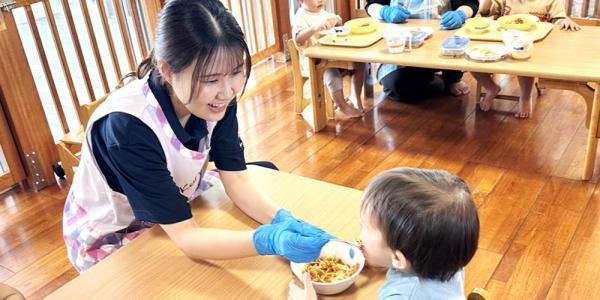社会福祉法人千草福祉会【保育士(男女)(あやめ保育園・あやめ学童/那覇市小禄)【残業なし/結婚・出産祝金/昇給・賞与有】】の求人募集画像